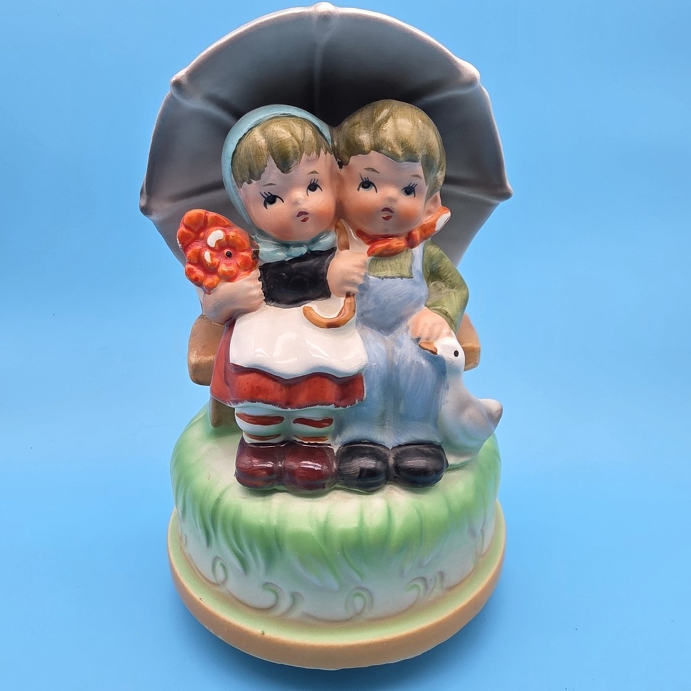 Vintage Wind up Music Box Boy Girl Dog Umbrella Japan Works Raindrops